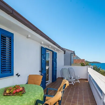 Apartments Modri Dragulj Razanj Exterior photo